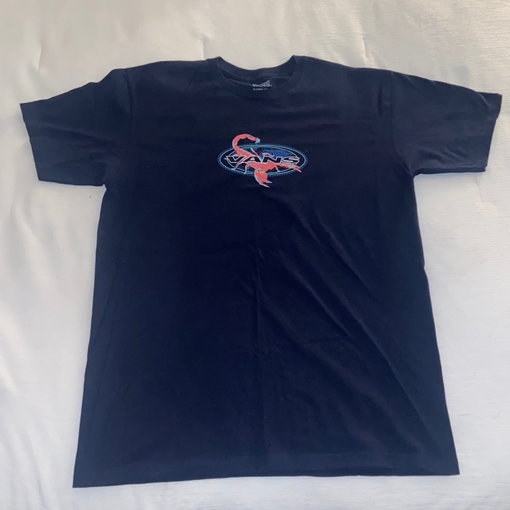 Navy blue Vans short-sleeved Vans tee